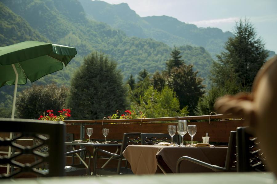 Sporting Club Hotel Ballabio Bagian luar foto