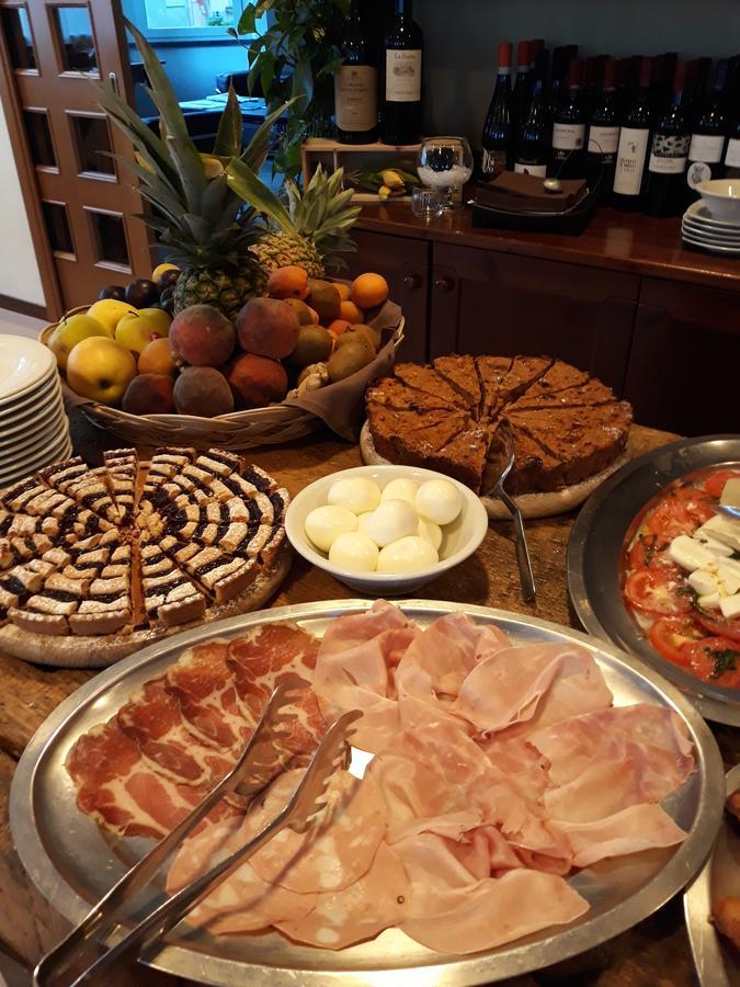 Sporting Club Hotel Ballabio Bagian luar foto